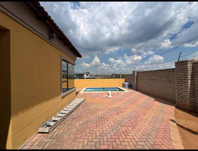 4 BEDROOM HOUSE FOR SALE IN ELIGWA ESTATE